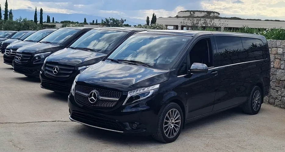 Pan-Greece Travel Fleet