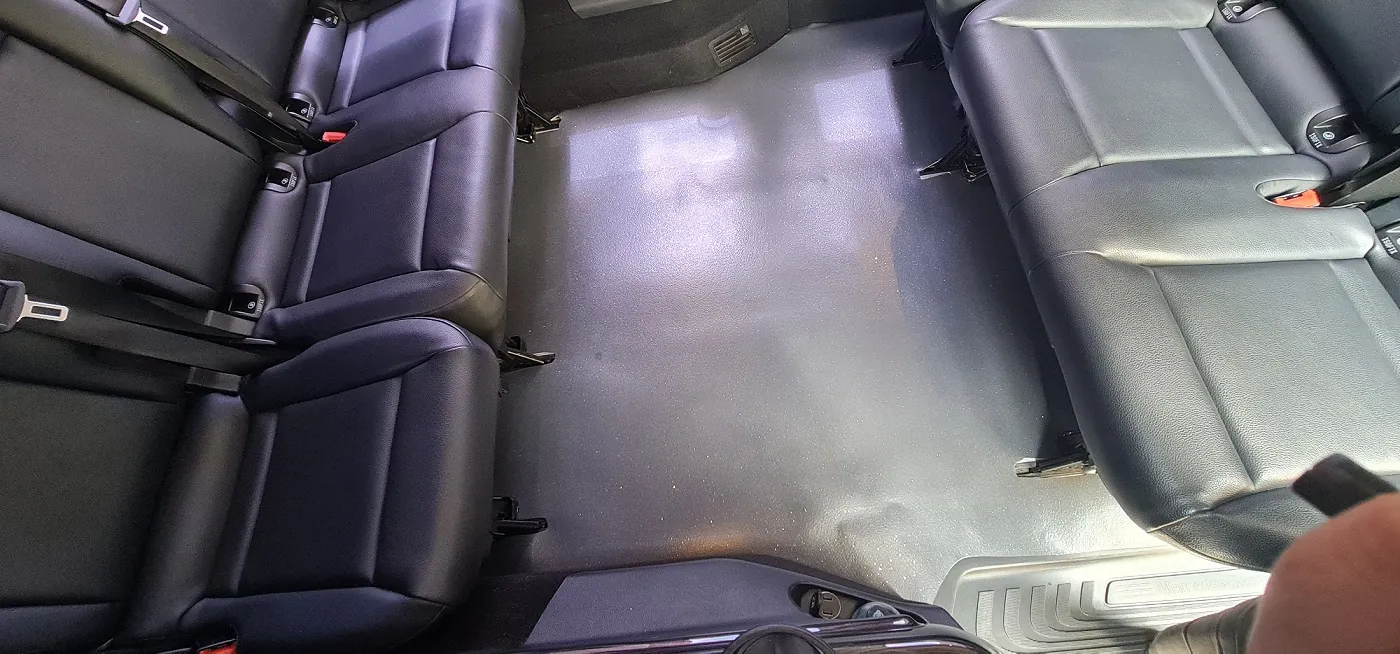 Mercedes-Benz Vito VIP seating Pan-Greece Travel